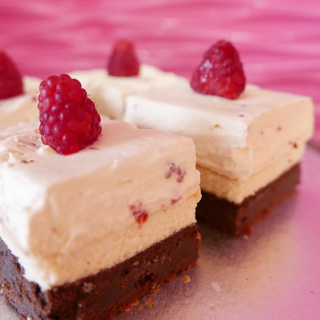 Buy Raspberry Cheesecake Brownie online Australia